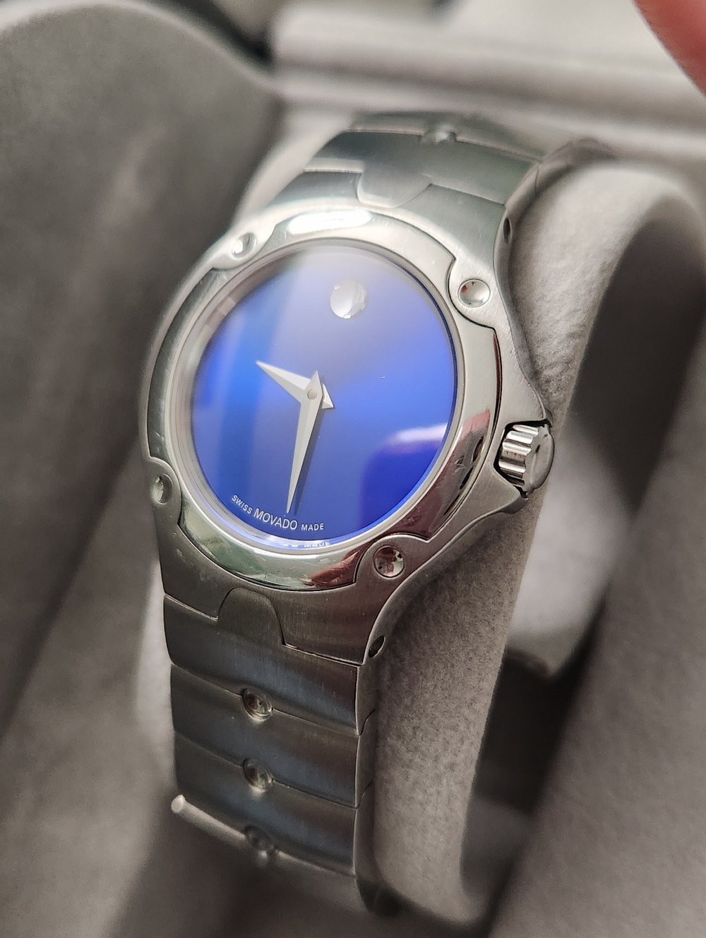 Movado SE Sports Edition Blue Dial Stainless Steel Watch With Box - Picture 2 of 11